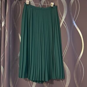 J Crew pleated midi skirt- Kelley green
